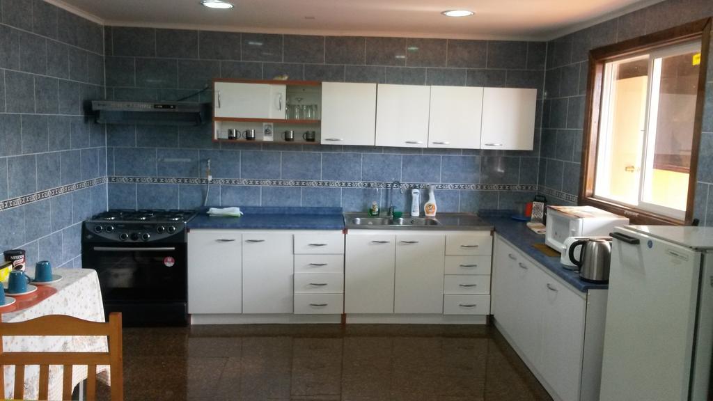 Hostal Chiloe Hostel Пунта-Аренас Экстерьер фото